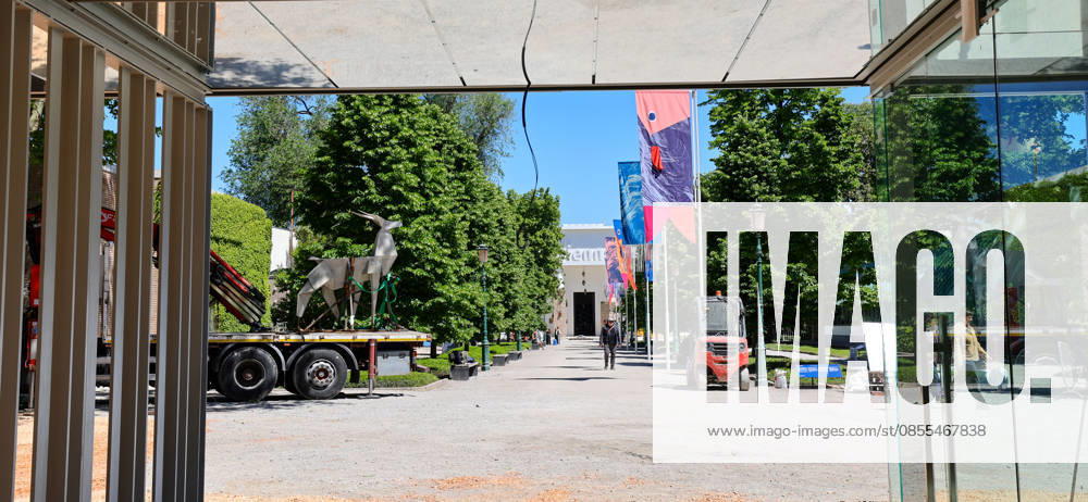 La Biennale di Venezia 61 International Art Exhibition IN MINOR KEYS , curated by Koyo Kouoh in Venice the view of the VIP entrance, where work is still in progress until the pre-opening on 6 5 25 Venice Giardini Arsenale Veneto Arsenale