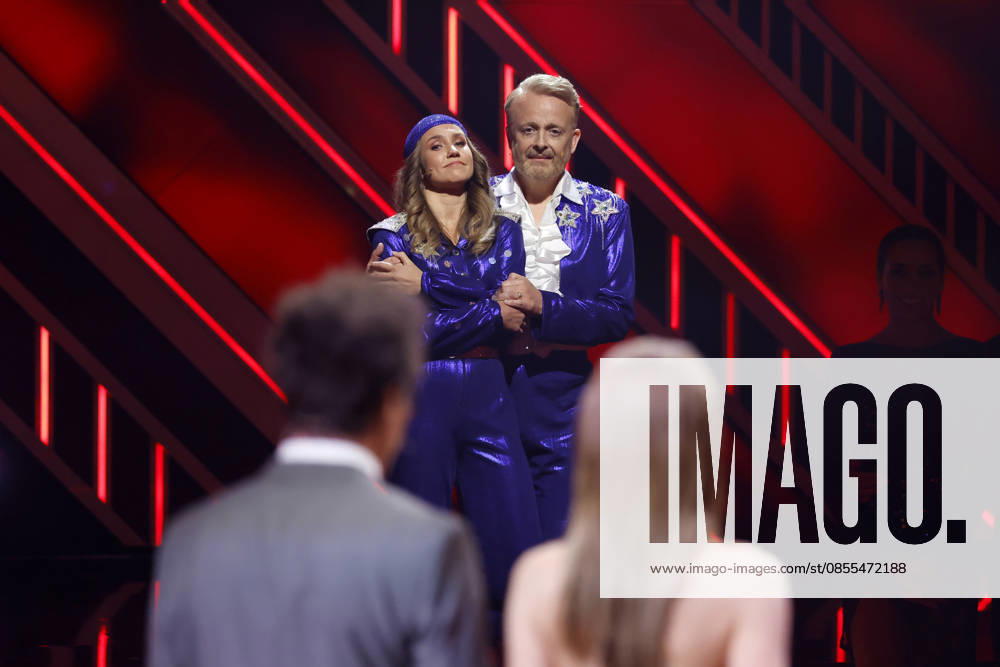 Entertainer Ross Antony and professional dancer Mariia Maksina await the verdict delivered by host Daniel Hartwich and presenter Victoria Swarovski at the eighth dance show of the 19th season of the RTL dance show Lets Dance at the Coloneum Cologne, 01 05 2026 NRW Germany