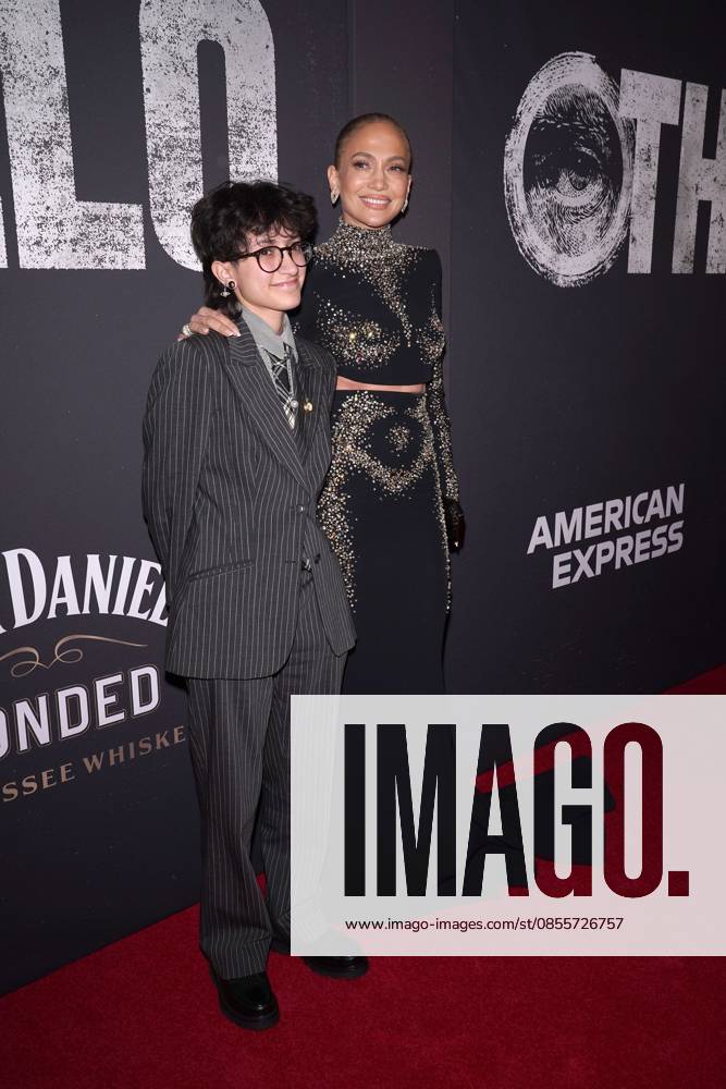 Emme Maribel Muniz, Jennifer Lopez in attendance for OTHELLO Opening Night on Broadway, Barrymore Theatre, New York, NY, March 23, 2025. Photo By: Kristin Callahan Everett Collection2523H03 KH171 PUBLICATIONXNOTxINxCANxCHNxFRAxITAxJPNxNORxPOLxRUSxESPxUKxUSA