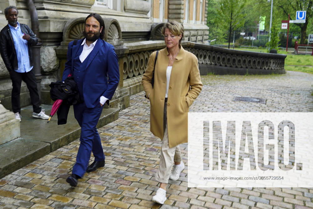 CNTV BLOCK Christina Block entrepreneur with her defense lawyer Ingo Bott on 05 05 2026 in Hamburg The defendants and defense lawyers arrive as usual on foot on the street for the 49th day of the trial for alleged child abduction in the Hamburg Criminal Court criminal justice building abduction case of the Block children Hamburg Germany