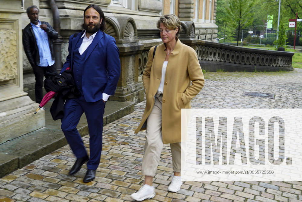 CNTV BLOCK Christina Block entrepreneur with her defense lawyer Ingo Bott on 05 05 2026 in Hamburg The defendants and defense lawyers arrive as usual on foot on the street for the 49th day of the trial for alleged child abduction in the Hamburg Criminal Court criminal justice building abduction case of the Block children Hamburg Germany