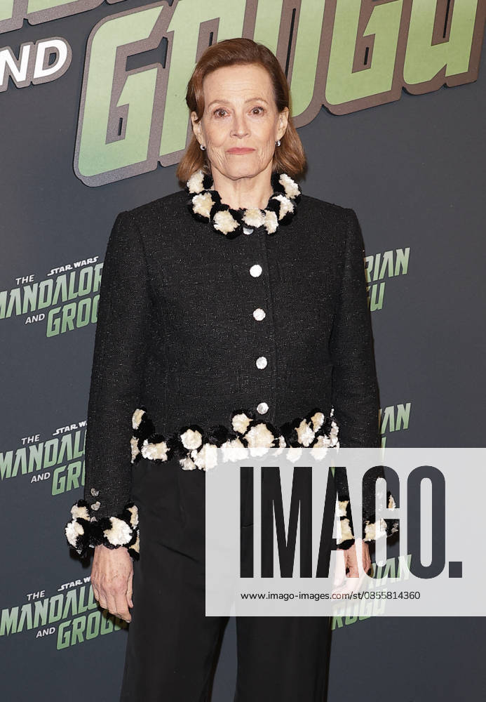 Sigourney Weaver Avant première du film The Mandalorian and Grogu au Grand Rex à Paris le 5 mai 2026 Coadic Guirec Bestimage Premiere of the movie The Mandalorian and Grogu at the Grand Rex in Paris on May 5, 2026 Paris France