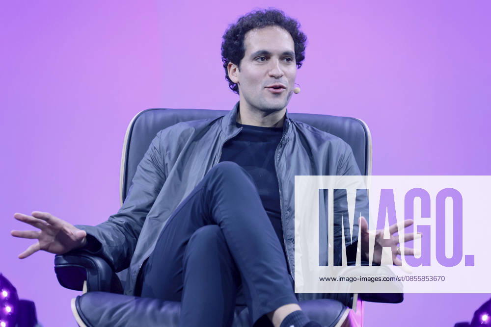 ABB OMR Will Ahmed entrepreneur on stage as guest at the digital trade fair OMR in the exhibition halls on 06 05 2026 of Hamburg Messe Berlin Germany