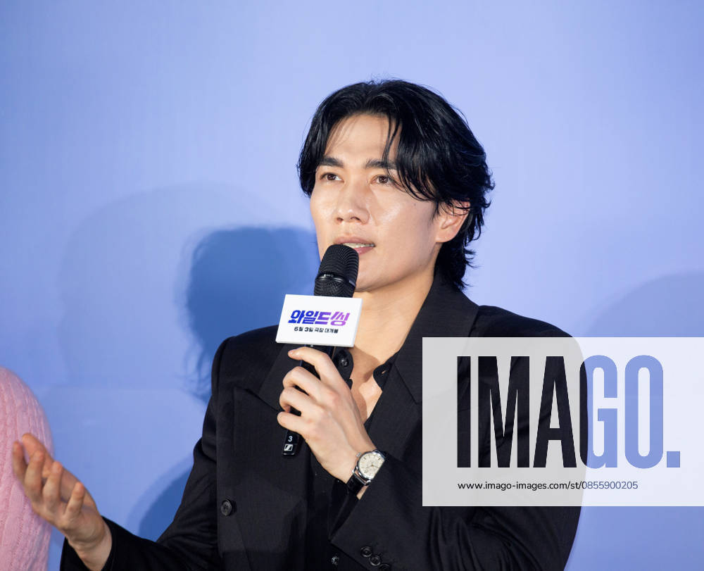 : Cast member Uhm Tae-Goo at a press conference for the movie Wild Sing in Seoul, South Korea. The Korean comedy movie recreates earlier era of K-pop scene. aflo_329511012