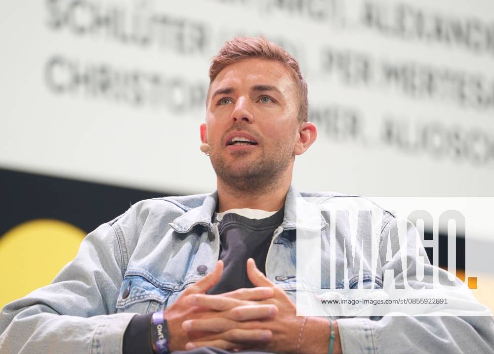 GER, Hamburg, trade fair, exhibition halls, Online Marketing Rockstars Festival, event for digital marketing and technology, OMR Expo, trade fair, OMR Festival 2026 in Hamburg, Christoph Kramer former national soccer player, presenter, author CE