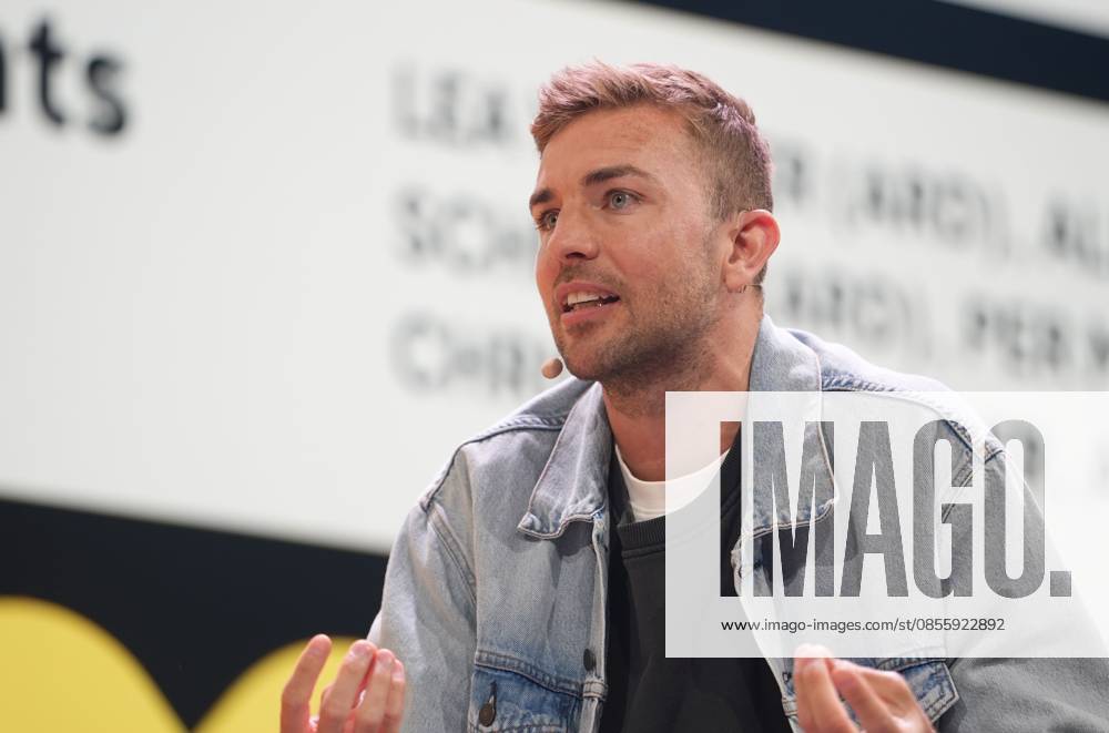 GER, Hamburg, trade fair, exhibition halls, Online Marketing Rockstars Festival, event for digital marketing and technology, OMR Expo, trade fair, OMR Festival 2026 in Hamburg, Christoph Kramer former national soccer player, presenter, author CE