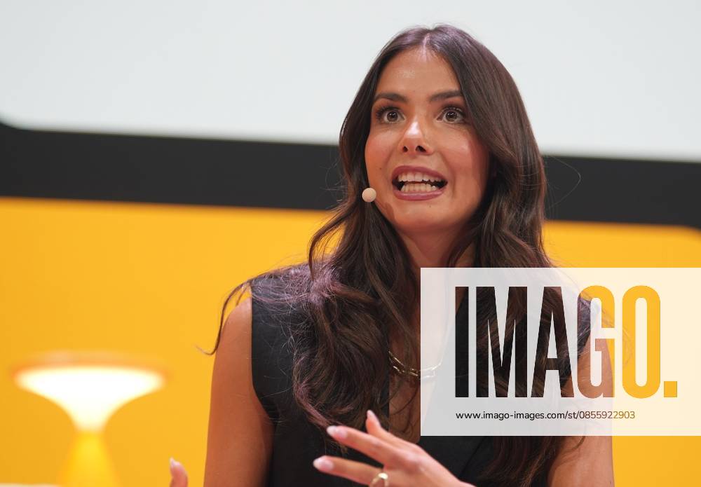 GER, Hamburg, trade fair, exhibition halls, Online Marketing Rockstars Festival, event for digital marketing and technology, OMR Expo, trade fair, OMR Festival 2026 in Hamburg, Lea Wagner ARD, sports presenter, TV expert, journalist CE