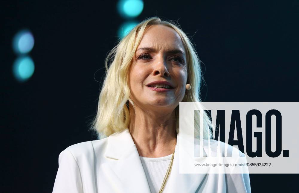 GER, Hamburg, trade fair, exhibition halls, Online Marketing Rockstars Festival, event for digital marketing and technology, OMR Expo, trade fair, OMR Festival 2026 in Hamburg, Janin Ullmann TV presenter, journalist, author CE