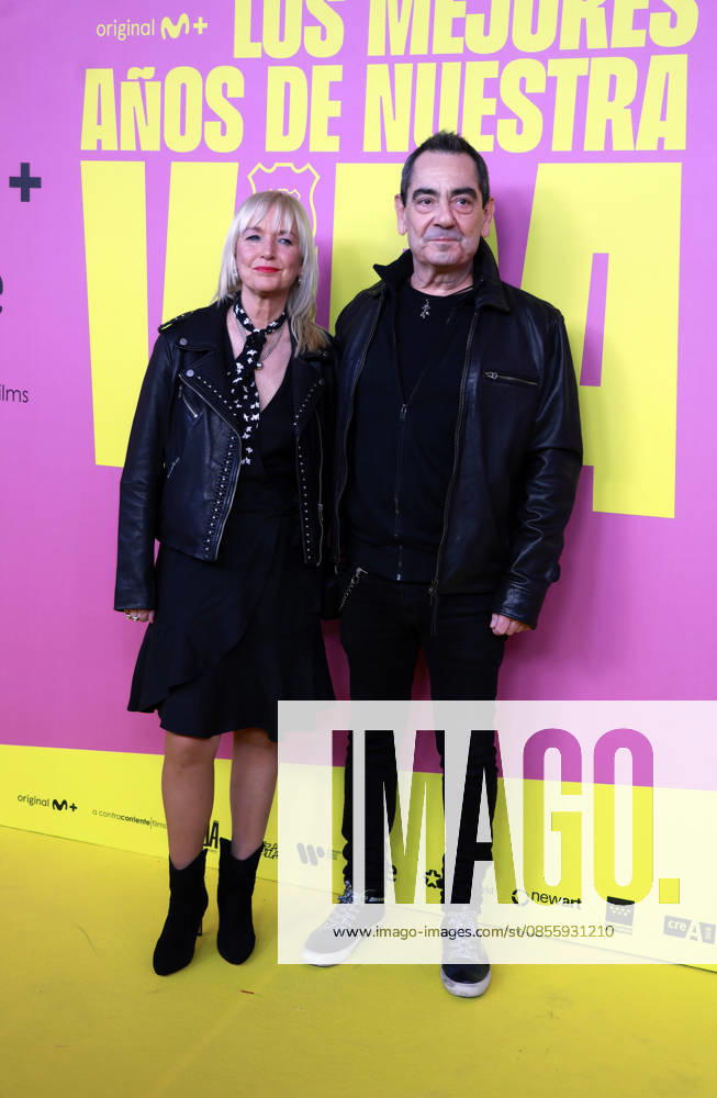 Hombres G premiere their film, Los mejores anos de nuestra vida Javier Molina and his family during the premiere of the film Los mejores anos de nuestra vida , on May 7, 2026, in Madrid Spain It is an intimate and emotional portrait of Hombres G, a band that marked several generations and is still as relevant as in its beginnings Through unpublished material and a contemporary look, the documentary celebrates 40 years of friendship, music and inexhaustible energy 07 MAY 2026 Madrid Madrid Espana