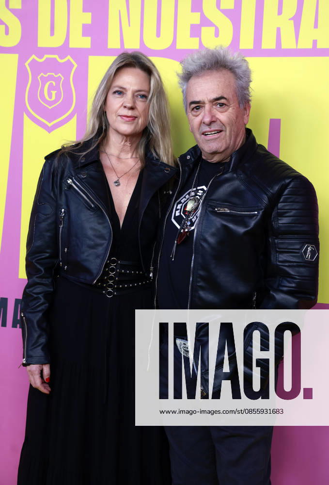 Hombres G premiere their film, Los mejores anos de nuestra vida Rafael Munoz and his family during the premiere of the film Los mejores anos de nuestra vida , on May 7, 2026, in Madrid Spain It is an intimate and emotional portrait of Hombres G, a band that marked several generations and is still as relevant as in its beginnings Through unpublished material and a contemporary look, the documentary celebrates 40 years of friendship, music and inexhaustible energy 07 MAY 2026 Madrid Madrid Spain