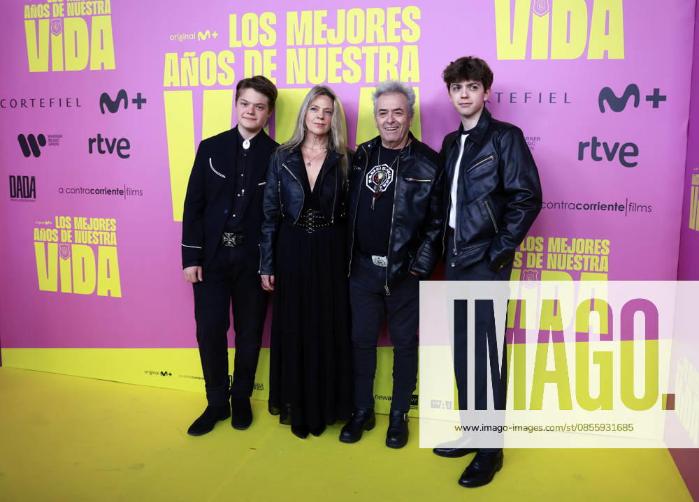 Hombres G premiere their film, Los mejores anos de nuestra vida Rafael Munoz and his family during the premiere of the film Los mejores anos de nuestra vida , on May 7, 2026, in Madrid Spain It is an intimate and emotional portrait of Hombres G, a band that marked several generations and is still as relevant as in its beginnings Through unpublished material and a contemporary look, the documentary celebrates 40 years of friendship, music and inexhaustible energy 07 MAY 2026 Madrid Madrid Spain