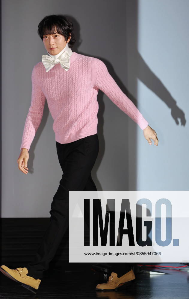 S. Korean actor Kang Dong-won S. Korean actor Kang Dong-won South Korean actor Kang Dong-won, who stars in the new movie Wild Sing, attends a publicity event in Seoul on May 7, 2026, to promote the movie, set to hit local screens in South Korea on June 3. (Yonhap) 2026-05-08 09:41:10 < 1980-2026 YONHAPNEWS AGENCY. .> ¼¿ïƯº°½Ã