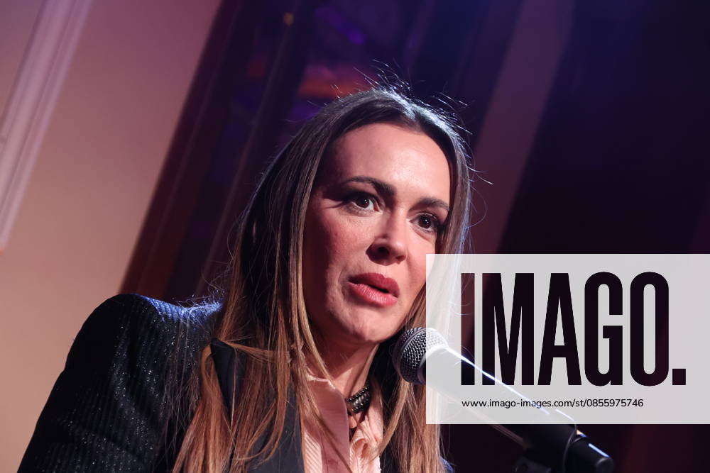 Alyssa Milano attends the 2026 Bridge to Justice Gala in Los Angeles Los Angeles CA May 7 Alyssa Milano speaks at the 2026 Bridge to Justice Gala hosted by The Survivor Justice Center on May 7, 2026 Credit AdMedia 455688 2026 05 07 Los Angeles United States Milano, Alyssa