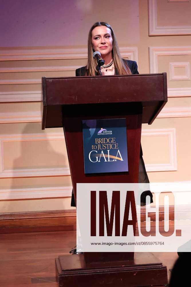 Alyssa Milano attends the 2026 Bridge to Justice Gala in Los Angeles Los Angeles CA May 7 Alyssa Milano speaks at the 2026 Bridge to Justice Gala hosted by The Survivor Justice Center on May 7, 2026 Credit AdMedia 455688 2026 05 07 Los Angeles United States Milano, Alyssa