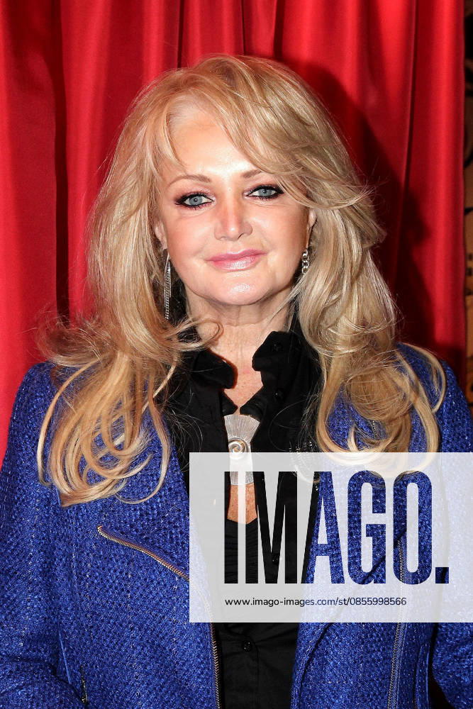 Bonnie Tyler at Madame Tussauds photo session in Berlin Concern for Bonnie Tyler after her emergency operation, the 74-year-old singer is in an induced coma