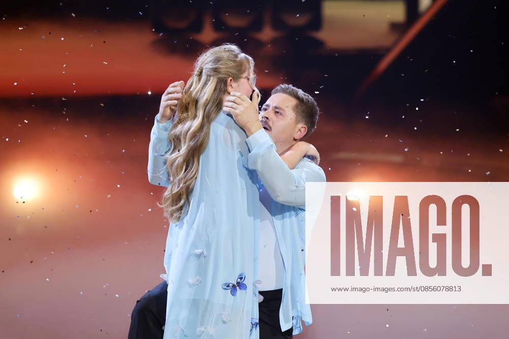 Drummer Gustav Schäfer Tokio Hotel here dancing with his daughter Lotti is eliminated from the ninth dance show of the 19th season of the RTL dance show Lets Dance at the Coloneum Cologne, 08 05 2026 NRW Germany