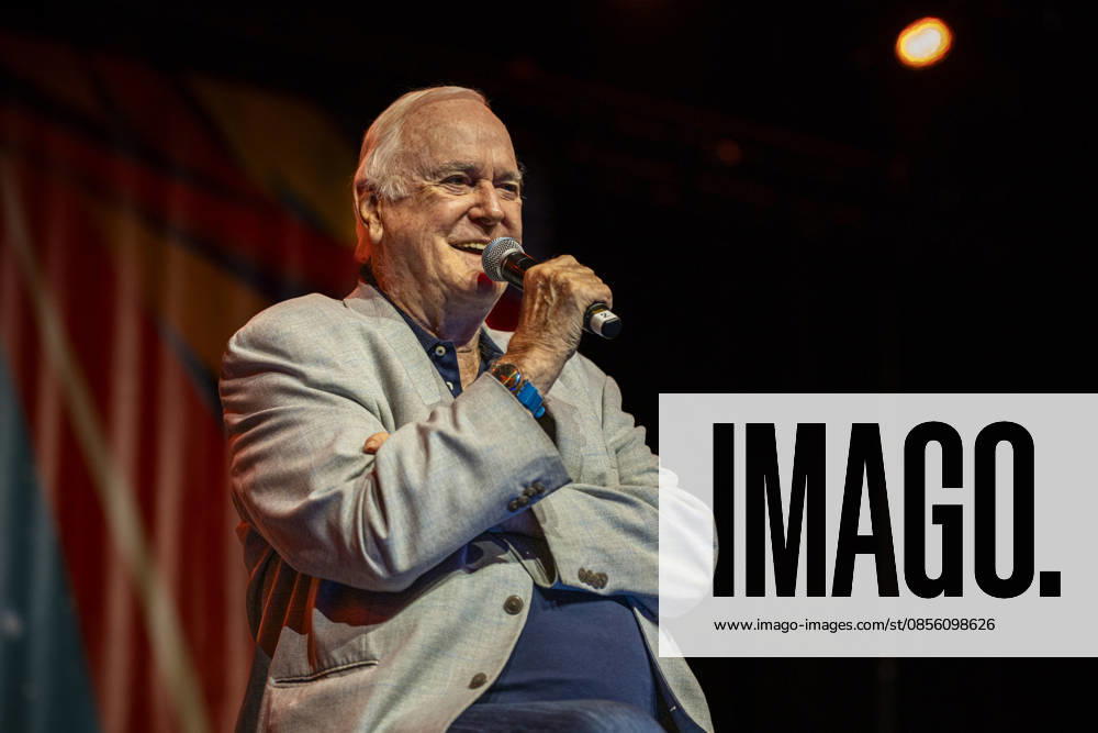 s-Hertogenbosch, Noord-Brabant, Netherlands: On May 9, 2026, actor and comedian JOHN CLEESE, participates in a Q&A session at Comic Con Holland in s-Hertogenbosch, Netherlands, May 9, 2026. s-Hertogenbosch Netherlands - ZUMAp202 20260509_zip_p202_012