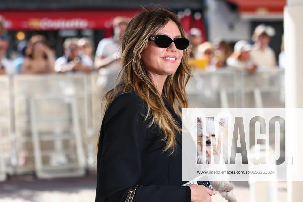Cannes, Cote D azur, France: HEIDI KLUM arrives in Cannes one day ahead of the 79th Annual Cannes Film Festival in Cannes, France Cannes France - ZUMAc179 20260511_zep_c179_009