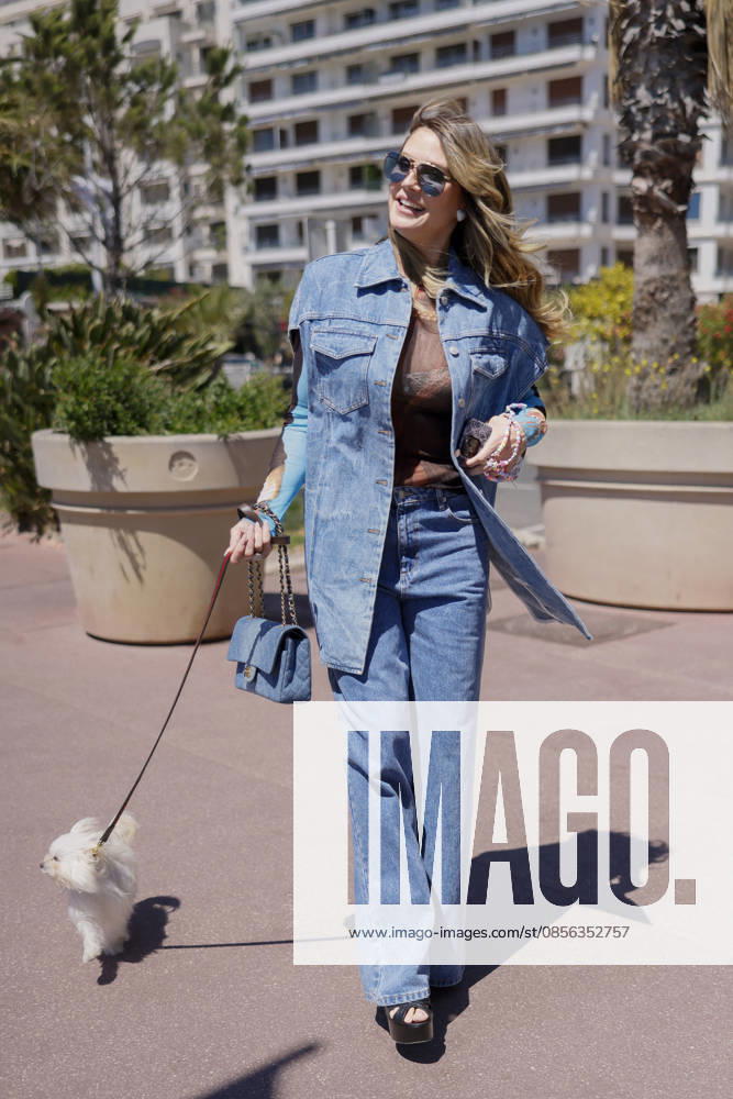Cannes Heidi Klum Exits Martinez MP Cannes, France- May 12: Heidi Klum arrives to Hotel Martinez beach restaurant during 79th Festival of Cannes, on May 12, 2026 in Cannes, France. Photo by Marco Piovanotto ABACAPRESS:COM Cannes France