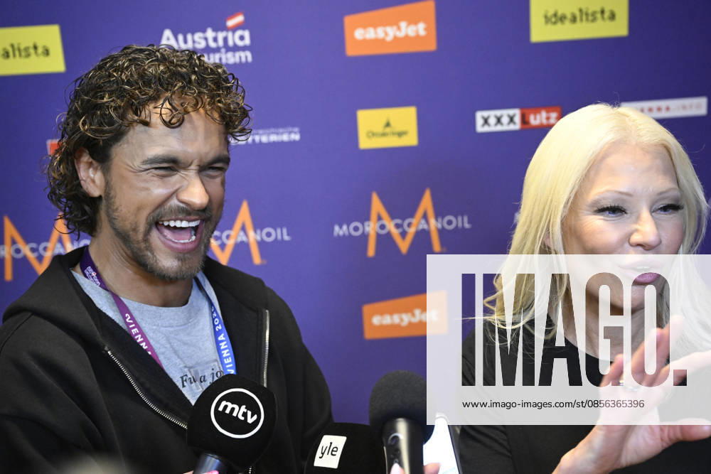 LKS 20260512 Finland s entry to the Eurovision Song Contest 2026, Pete Parkkonen (left) and Linda Lampenius during a press conference ahead of the first semifinal in Vienna, Austria on Monday, 12th of May, 2026. - HEIKKI SAUKKOMAA Wien Austria