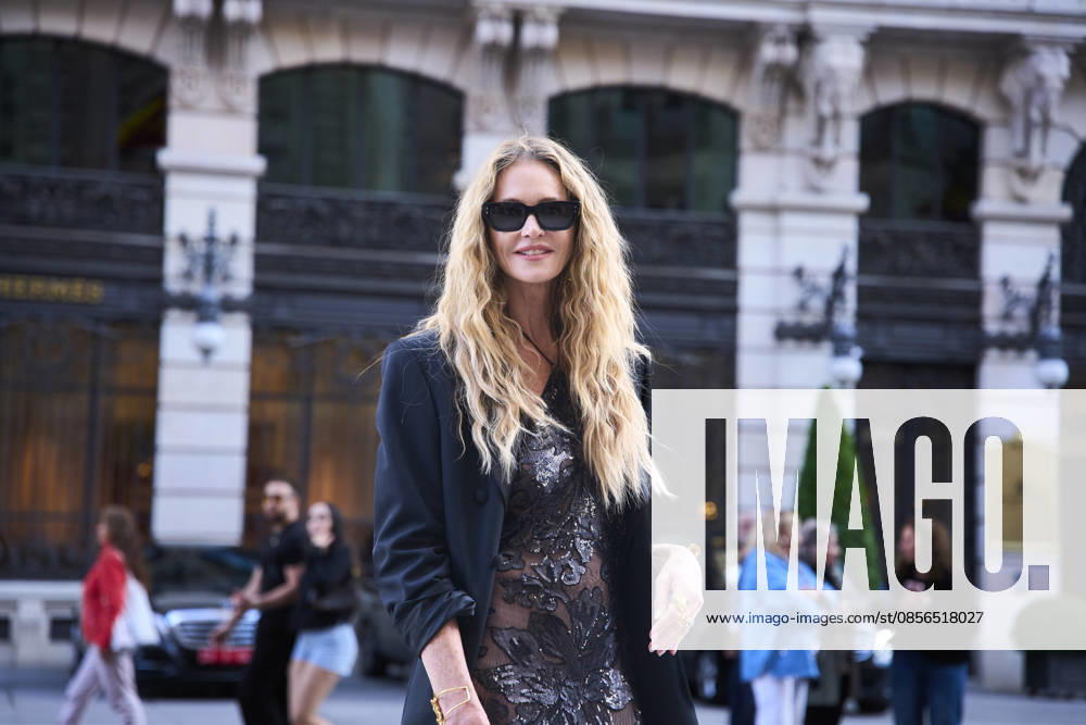 Elle Macpherson attends Prix dÃ¢â‚¬â ¢Excellence de la Beaute red carpet at Real Casino on May 13, 2026 in Madrid, Spain Madrid Spain - ZUMAg15_ 20260513_zaf_g15_040