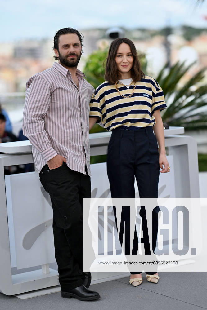 Cannes La Venus Electrique Photocall. FC Cast members Hannah Einbinder, Gillian Anderson, Gilles Lellouche, Gustave Kervern and Madeleine Baudot attending the La Venus Electrique photocall during the 79th Cannes Film Festival in Cannes, France on May 13, 2026. Photo by Franck Castel ABACAPRESS.COM Cannes