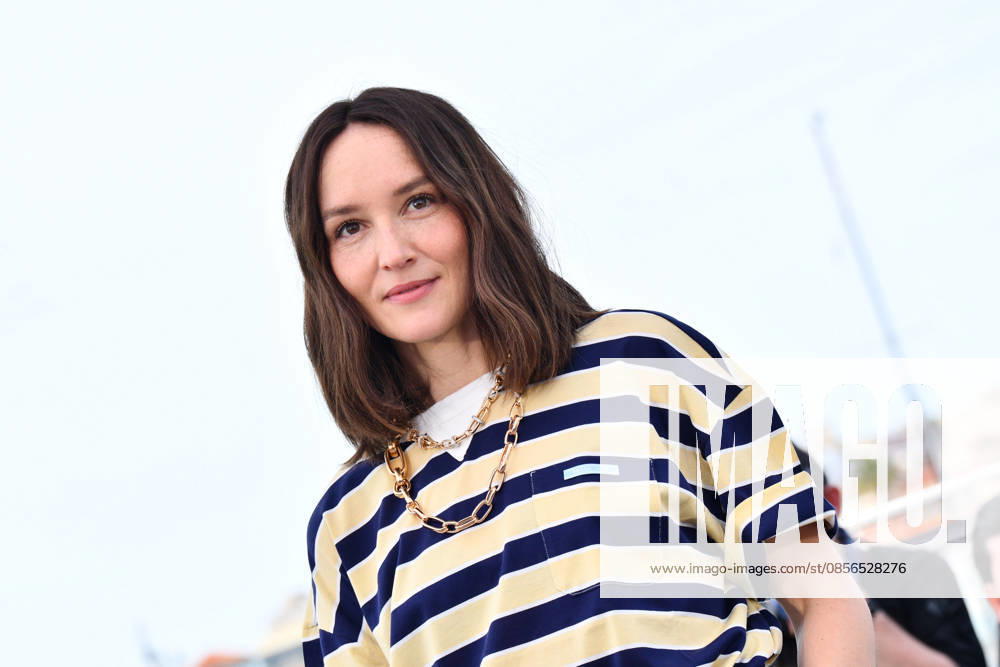 79th Cannes International Film Festival Photocall du film La Vénus Electrique 79th Cannes International Film Festival LA VENUS ELECTRIQUE photocall Anaïs Demoustier poses during La Vénus Electrique The Electric Kiss photocall at the 79th annual Cannes Film Festival at Palais des Festivals Thomas Bohlen Starface 2026 05 12 455951 2026 05 13 Cannes France