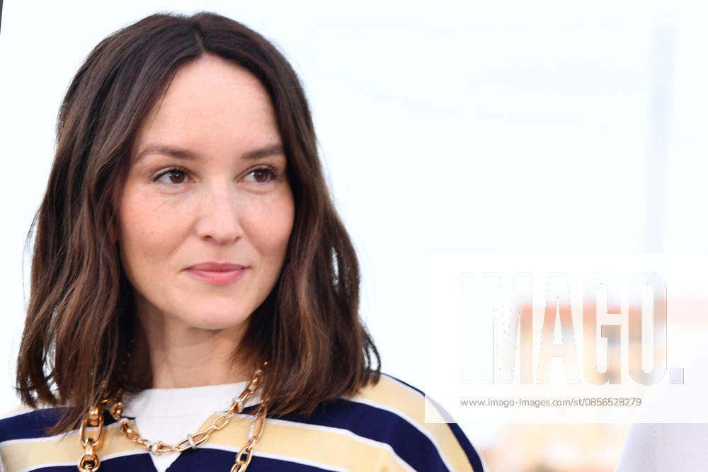 79th Cannes International Film Festival Photocall du film La Vénus Electrique 79th Cannes International Film Festival LA VENUS ELECTRIQUE photocall Anaïs Demoustier poses during La Vénus Electrique The Electric Kiss photocall at the 79th annual Cannes Film Festival at Palais des Festivals Thomas Bohlen Starface 2026 05 12 455951 2026 05 13 Cannes France
