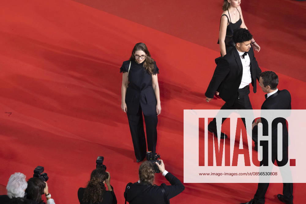Aurore Bergé, Ministre déléguée chargé de lÉgalité entre les femmes et les hommes et de la Lutte contre les discriminations Montée des marches du film Labandon lors du 79ème Festival International du Film de Cannes, le 13 mai 2026 Camilla Canalini Bestimage Red carpet for Forsaken at the 79th Cannes International Film Festival on May 13, 2026 Cannes France