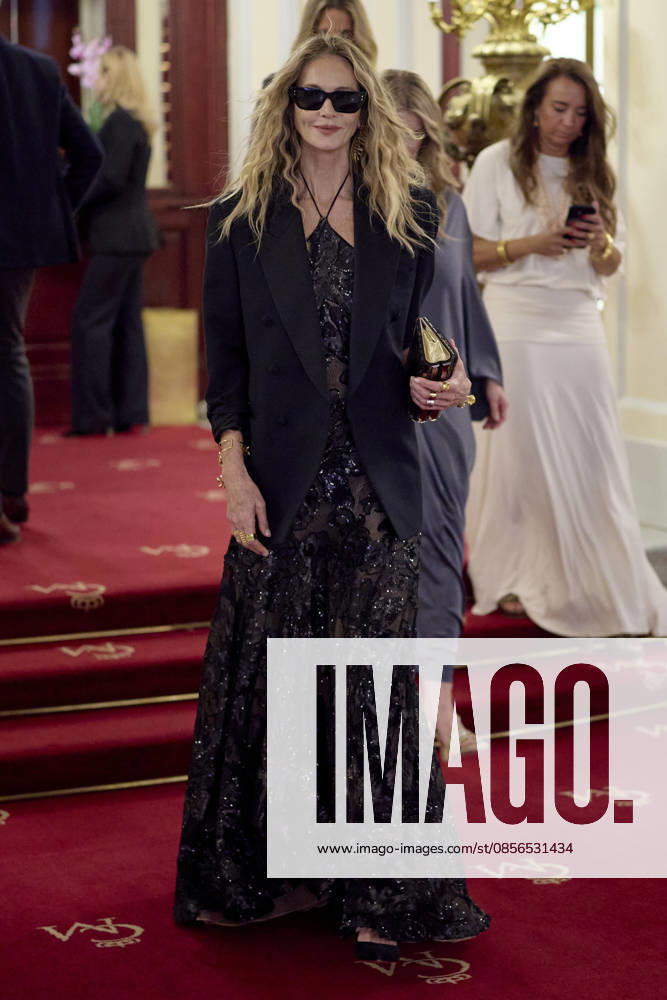 Model ELLE MACPHERSON attends ‘Marie Claire Prix dâ€⠢Excellence de la Beauto 2026â€⠢ Awards Madrid Spain - ZUMAc260 20260513_zep_c260_049