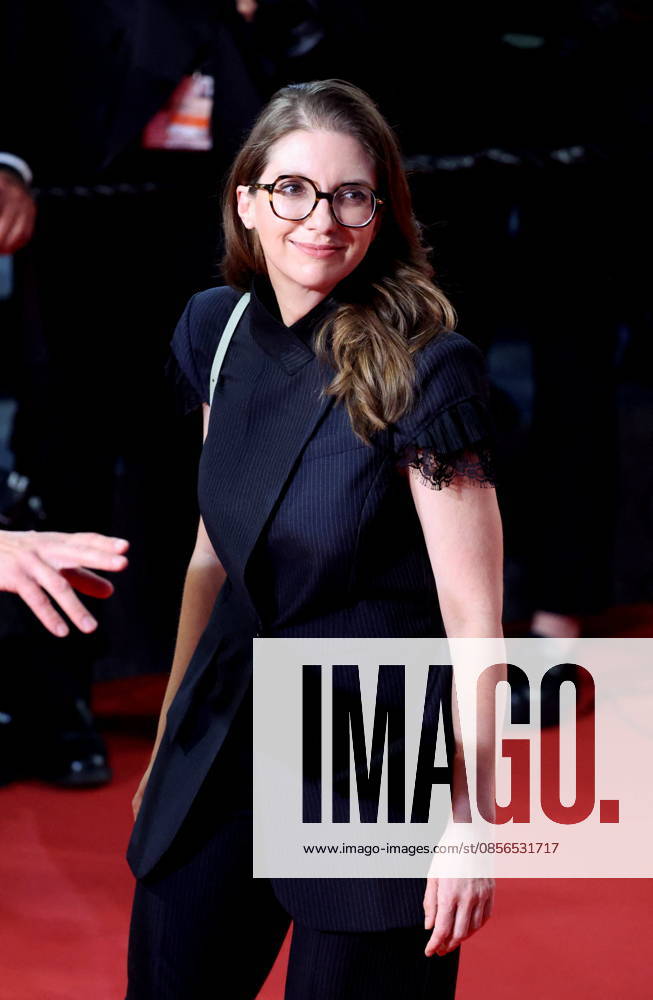 Aurore Bergé, Ministre déléguée chargé de lÉgalité entre les femmes et les hommes et de la Lutte contre les discriminations Montée des marches du film Labandon lors du 79ème Festival International du Film de Cannes, le 13 mai 2026 Jacovides Moreau Bestimage Red carpet for Forsaken at the 79th Cannes International Film Festival on May 13, 2026 Cannes France