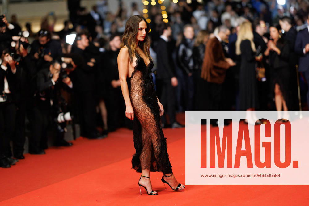 Jordana Brewster Montée des marches du film The Fast and the Furious lors du 79ème Festival International du Film de Cannes, le 13 mai 2026 Jacovides Moreau Bestimage Red carpet for The Fast and the Furious at the 79th Cannes International Film Festival on May 13, 2026 Cannes France