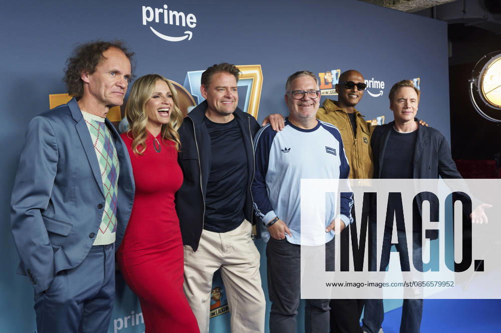 Olaf Schubert, Michelle Hunziker, Max Giermann, Elton, Tedros Teddy Teclebrhan und Michael Bully Herbig bei der Premiere der 7. Staffel der Prime Video Comedy-Gameshow LOL: Last One Laughing in der Astor Film Lounge im Arri Kino. München, 13.05.2026 Foto:xN.xKolinzx xFuturexImagex lol_6592