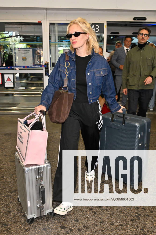 Cannes Nadia Tereszkiewicz Nice Airport Nadia Tereszkiewicz is seen at Nice airport ahead of the 79th Cannes Film Festival in Cannes, France on May 14, 2026. Photo by Julien Reynaud APS-Medias ABACAPRESS.COM Nice France
