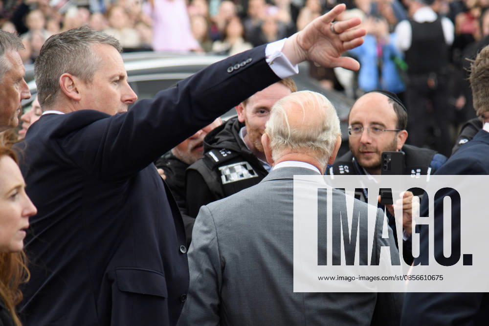 King Charles III Visits Golders Green, London, UK - Thursday 14 May 2026 King Charles III visits members of the Jewish community in Golders Green, London, England, UK on Thursday 14 May, 2026 to show solidarity and support., Credit:Justin Ng Avalon UK, England, London, Golders Green