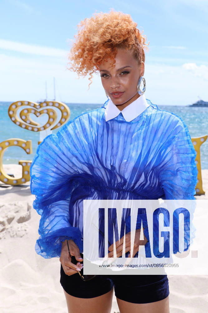 Alicia Aylies Miss France 2017 at the Magnum fashion show on Magnum beach Cannes on the occasion of the 79th Cannes International Film Festival, France, May 14, 2026 Denis Guignebourg Bestimage After announcing the launch of Maison Magnum®, haute couture opens its exceptional podium to A Castillon for an exclusive showcase on May 14 on the Magnum Cannes beach on the occasion of the 79th Cannes Film Festival. Previously at the heart of Maison Magnum® an inaugural fashion show artistically directed by L Roach and couture silhouettes imagined by V Weinsanto celebrating a shared vision of pleasure as a sensory experience, at the crossroads of gourmandise and creativity This new take on gourmandise through creativity and contemporary culture wi