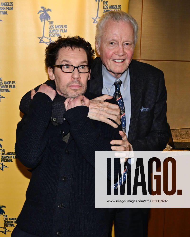 DIRECTOR BRYAN SINGER Aand American actor JON VOIGHT attend the 20th Annual Los Angeles Jewish Film Festival Special Screening of Monument West Los Angeles USA - ZUMAb173 20260514_aap_b173_014