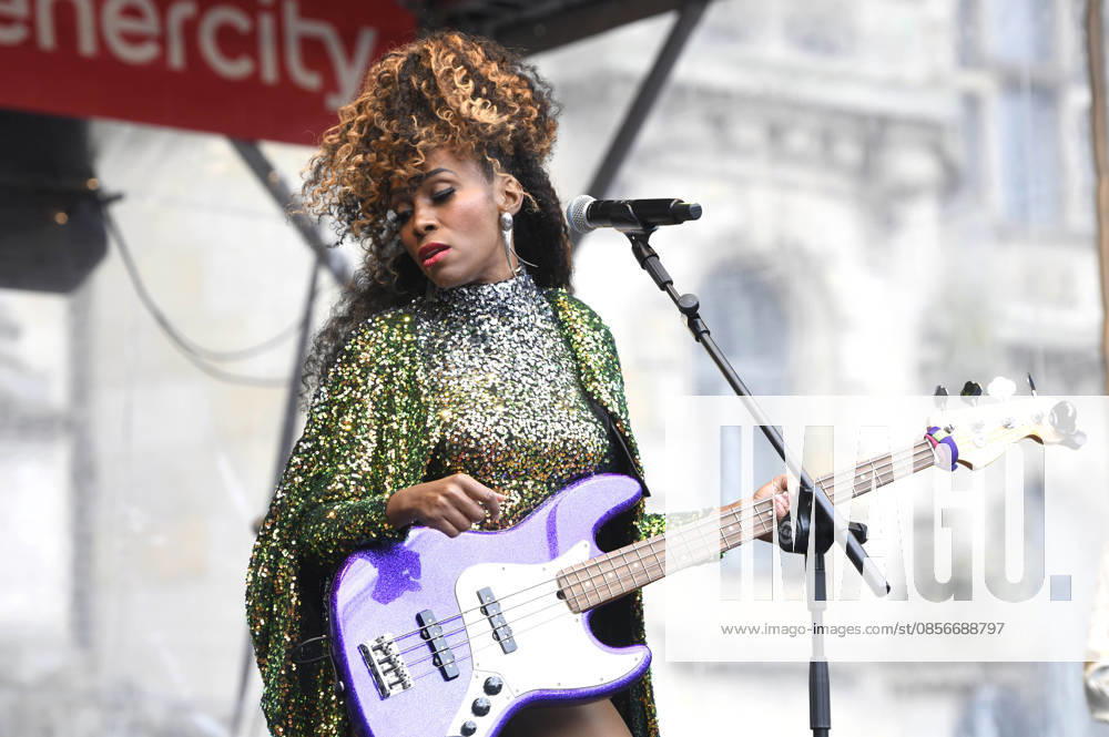 Nik West live at enercity swinging hannover 2026 on the Platz der Menschrechte in front of Hanovers New Town Hall, 14 05 2026 Foto:xC.xNiehausx xFuturexImagex enercity_6524