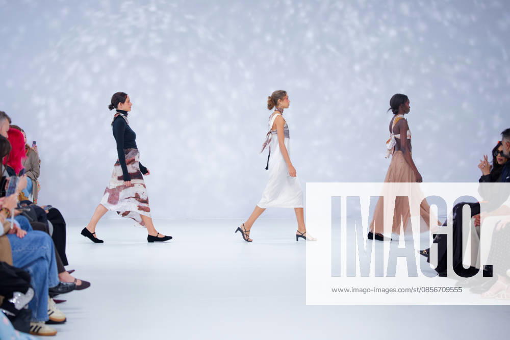 Australian Fashion Week 2026 - Runway - Ngali A model walks the runway during the Ngali Wander with Wonder Runway show at Australian Fashion Week 2026 at the Museum of Contemporary Art on May 15, 2026 in Sydney, Australia., Credit:IOIO IMAGES IOIO Avalon Australia, New South Wales, Sydney, Museum of Contemporary Art