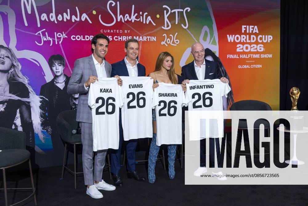 Global Citizen Now Gianni Infantino, FIFA President, Kaka, and Hugh Evans, Founder & CEO of Global Citizen, durante Global Citizen Now no Spring Studios em Nova York em 14 de maio 2026. NEW YORK NEW YORK UNITED OF AMERICA