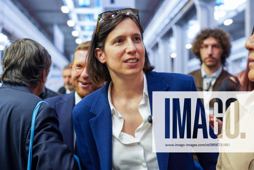 Democratic Party Secretary Elly Schlein visits the International Book Fair. Turin, May 15, 2026 Turin Italy - ZUMAa289 20260515_zia_a289_042