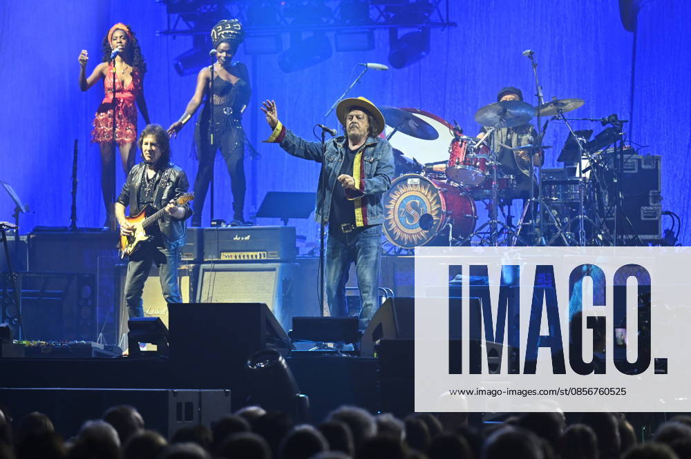 Music Concert - Zucchero - BAILA (sexy thing) 25th - Under the Moonlight Zucchero playing in Mantova during Zucchero - BAILA (sexy thing) 25th - Under the Moonlight, Music Concert in Mantova, Italy, May 15 2026 Mantova PalaUnical Italy