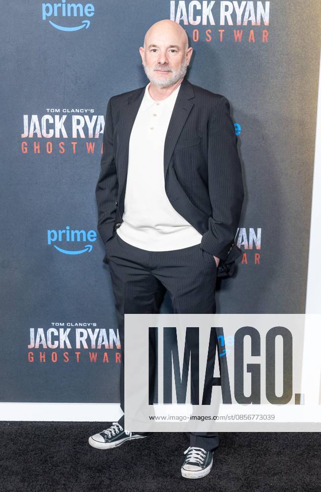 New York, NY, May 15, 2026: Andrew Bernstein attends World Premiere of Amazon MGM Studios Tom Clancy s Jack Ryan: Ghost War at Regal Times Square Bronx USA - ZUMAr339 20260515_znp_r339_021