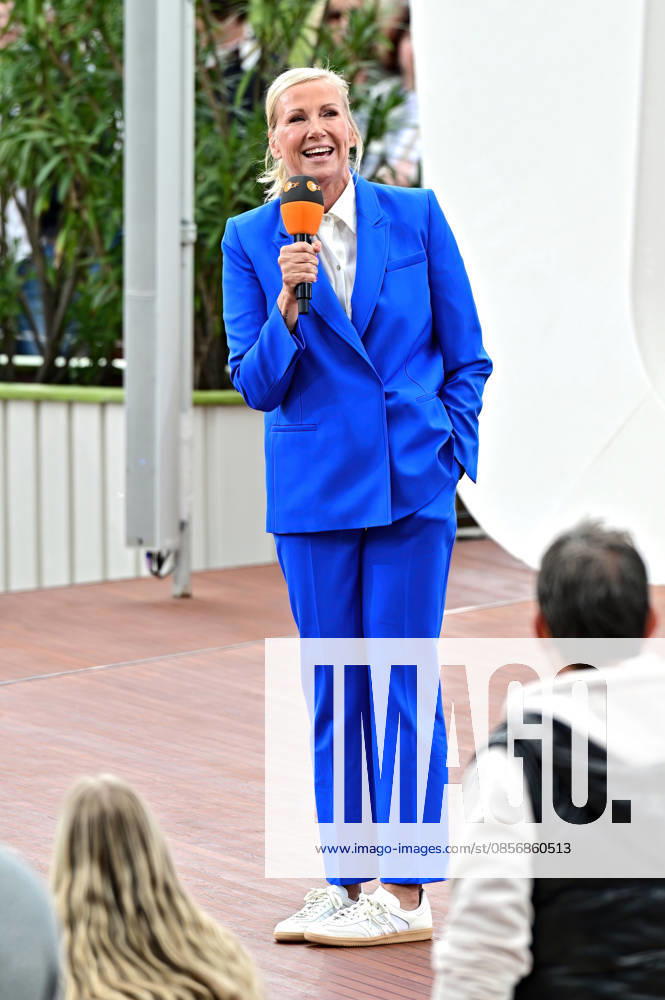 ZDF Fernsehgarten presenter Andrea Kiwi Kiewel during the ZDF entertainment show Fernsehgarten on 17 05 2026 in Mainz 20260517MWI121995