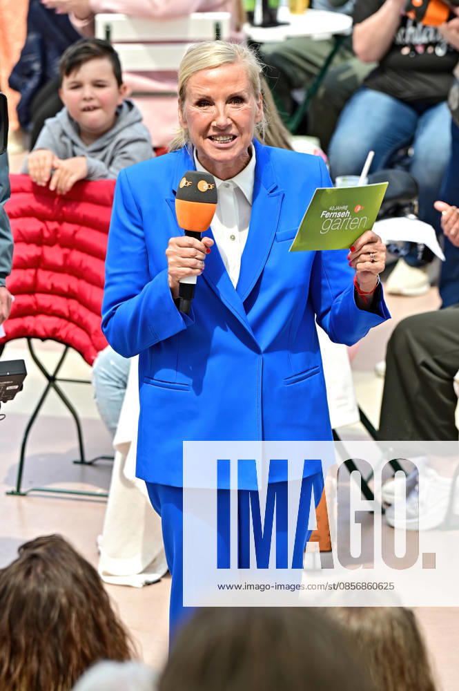 ZDF Fernsehgarten presenter Andrea Kiwi Kiewel during the ZDF entertainment show Fernsehgarten on 17 05 2026 in Mainz 20260517MWI122653