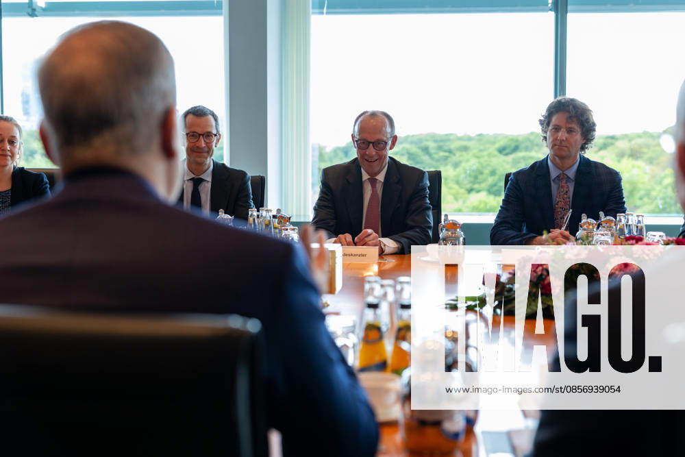 Turkish Foreign Minister Hakan Fidan in Berlin BERLIN, GERMANY - MAY 18: Turkish Foreign Minister Hakan Fidan (not seen) meets with German Chancellor Friedrich Merz during his visit to Berlin, Germany, on May 18, 2026. Murat Gok Anadolu Berlin Germany. Editorial use only. Please get in touch for any other usage.