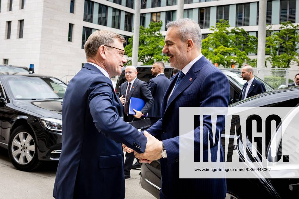 Turkish Foreign Minister Hakan Fidan in Berlin BERLIN, GERMANY - MAY 18: Turkish Foreign Minister Hakan Fidan (R) meets with German Foreign Minister Johann Wadephul (L) ahead of the Third Meeting of the Strategic Dialogue Mechanism between Turkiye and Germany in Berlin, the capital of Germany, on May 18, 2026. Murat Gok Anadolu Berlin Germany. Editorial use only. Please get in touch for any other usage.