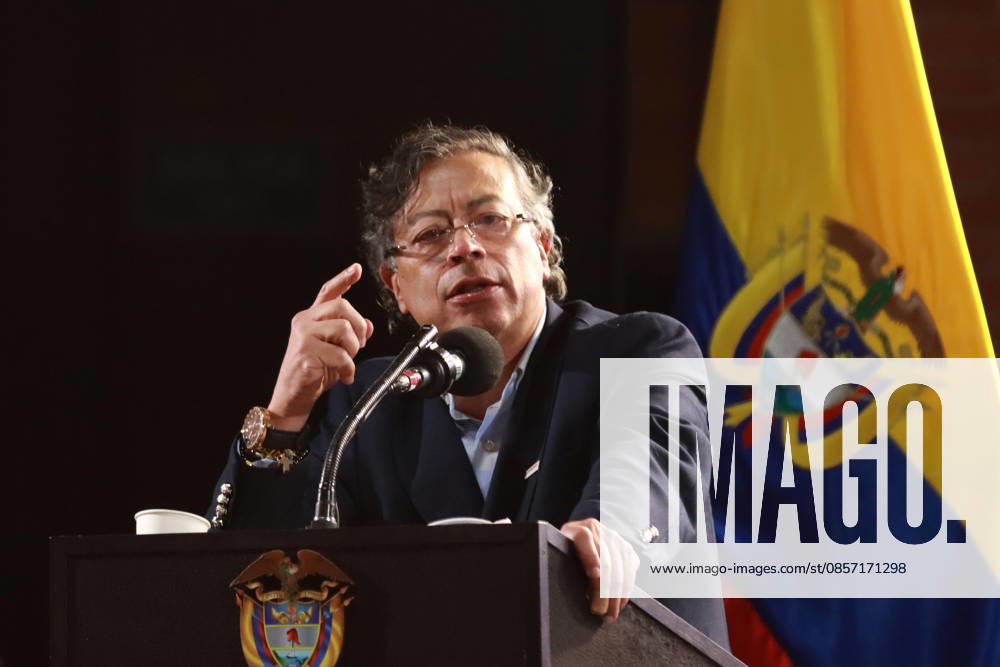 Colombian President GUSTAVO PETRO speaks at the JoÂ³venes en Paz (Youth in Peace) rally in BogotoÂ¡. The event brought together over 3,000 beneficiaries of the administration s social, educational, and employment programs aimed at offering alternatives to violence in vulnerable regions. The high-energy gathering serves as a critical show of support for the administration s progressive social agenda just weeks ahead of the country s May 31 presidential election, where voters will decide whether to maintain Petro s political legacy or pivot to the right. Bogota COLOMBIA - ZUMAd225 20260519_znp_d225_010