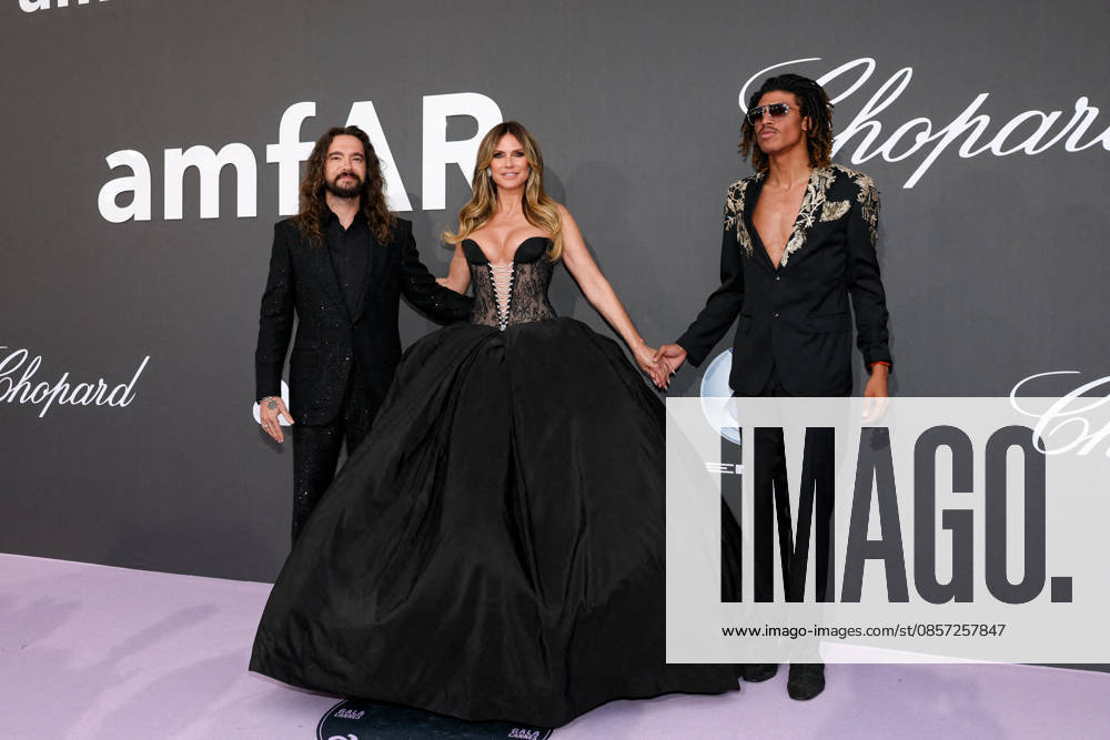 Heidi Klum and her husband Tom Kaulitz with Henry Samuel, Heidi Klums son Photocall of the gala amfAR 2026 by Chopard at the Hotel du Cap Eden Roc in Antibes, during the 79th Cannes International Film Festival On May 21, 2026 Jacovides Moreau Bestimage Photocall of the gala amfAR 2026 by Chopard during the 79th Cannes International Film Festival On May 21, 2026 in Cannes, France Cap d Antibes France