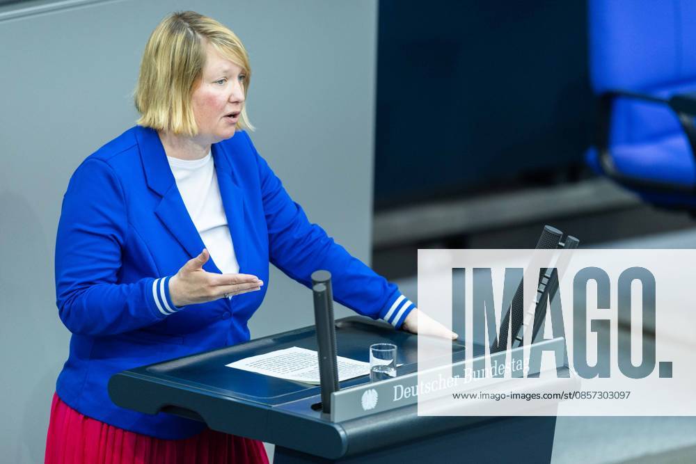 81 Session of the German Bundestag on 22 05 2026 in the plenary chamber of the Reichstag building in Berlin Dr Wiebke Esdar MdB Social Democratic Party of Germany SPD
